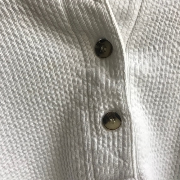 Cropped Sweatshirt - Picture 7 of 8